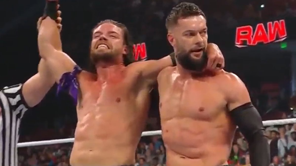 New World Tag Team Title Number One Contenders Crowned On WWE Raw F4W WON