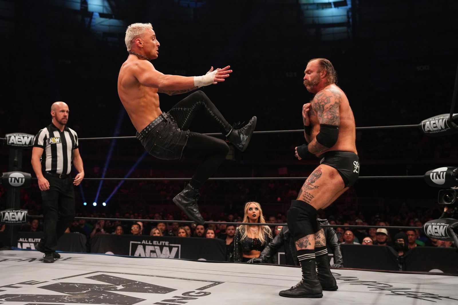 AEW Rampage ratings drop for late night episode - F4W/WON