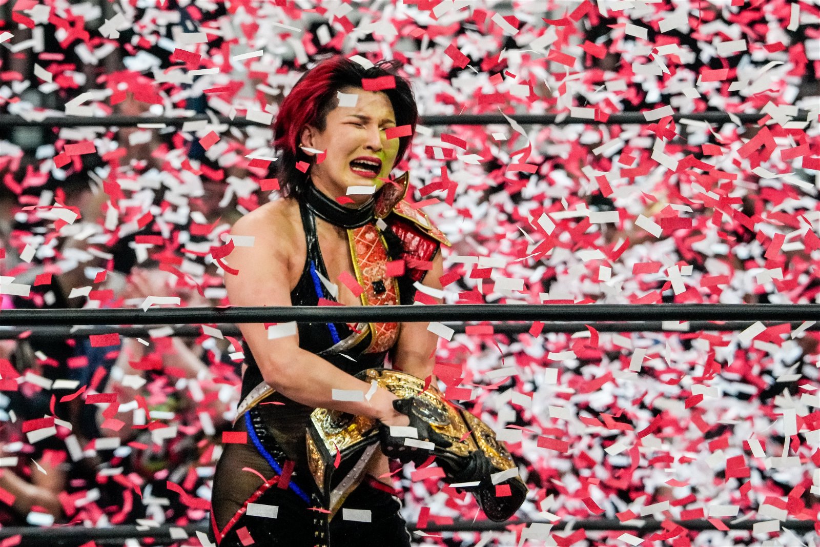 Hikaru Shida Wins Womens World Title At Aew Dynamite 200
