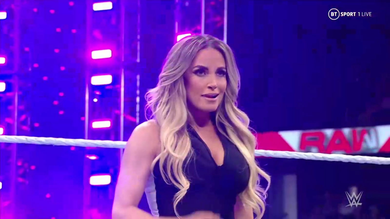 Trish Stratus claims final spot in WWE Money in the Bank ladder match