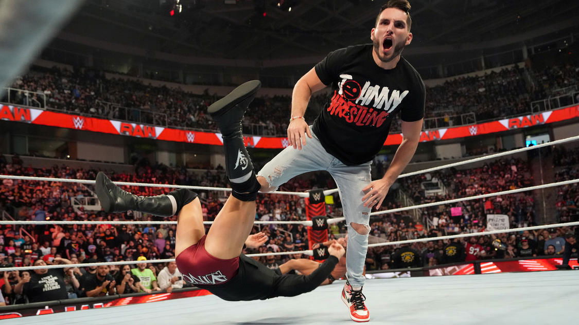 Wwe Raw Video Highlights Johnny Gargano Returns