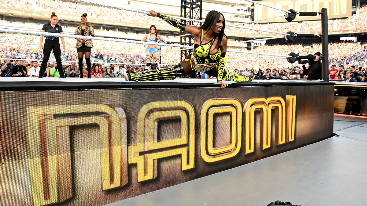 Women’s World Champion to address medical situation on WWE Raw